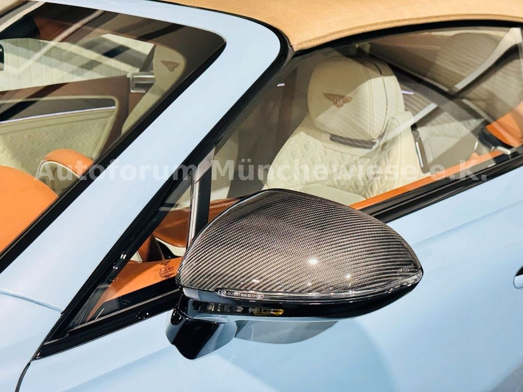 Bentley Continental GTC 2024