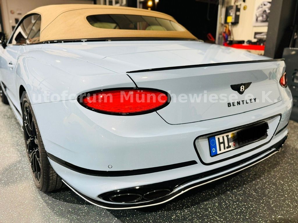 Bentley Continental GTC 2024