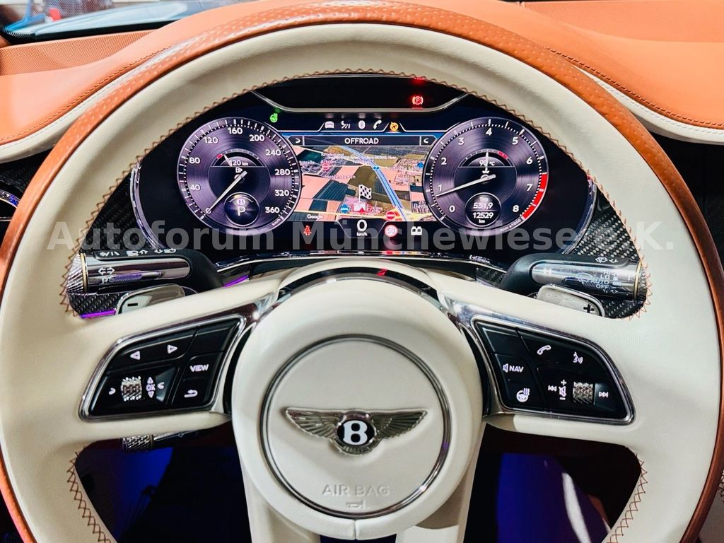 Bentley Continental GTC 2024