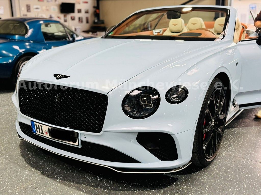 Bentley Continental GTC 2024