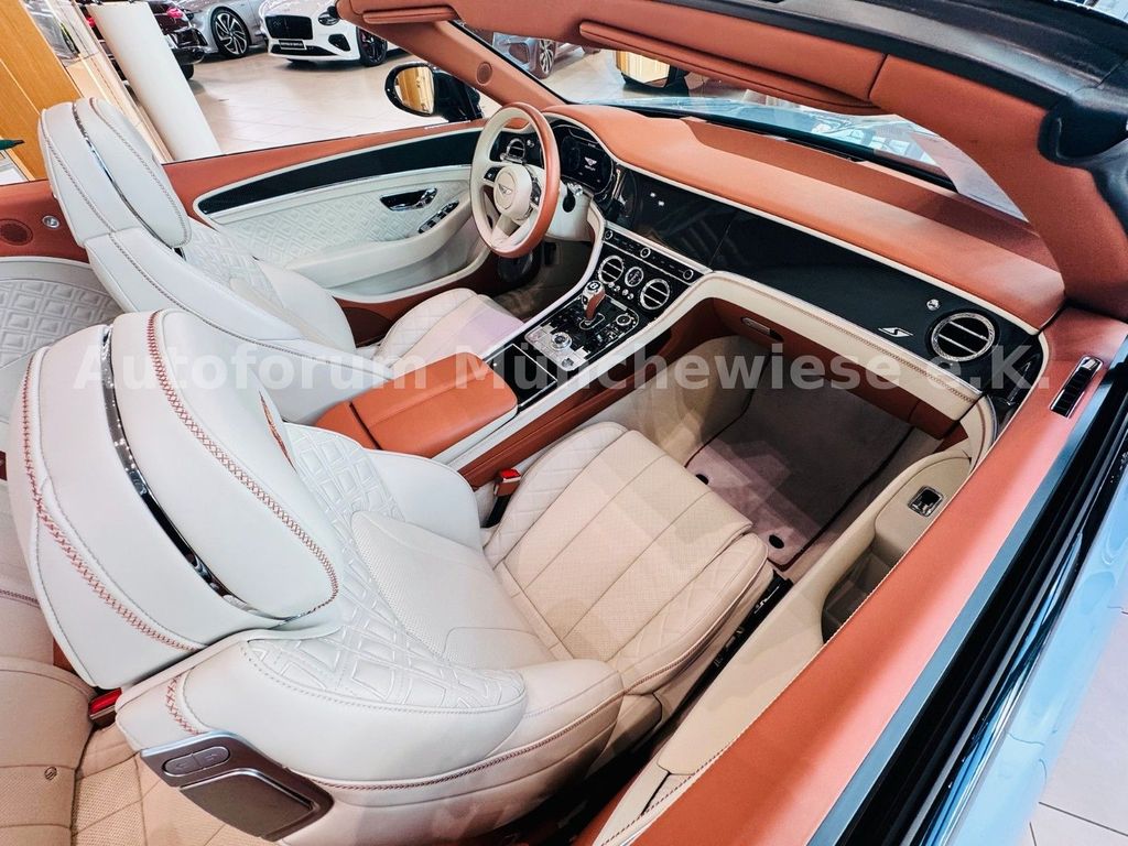 Bentley Continental GTC 2024