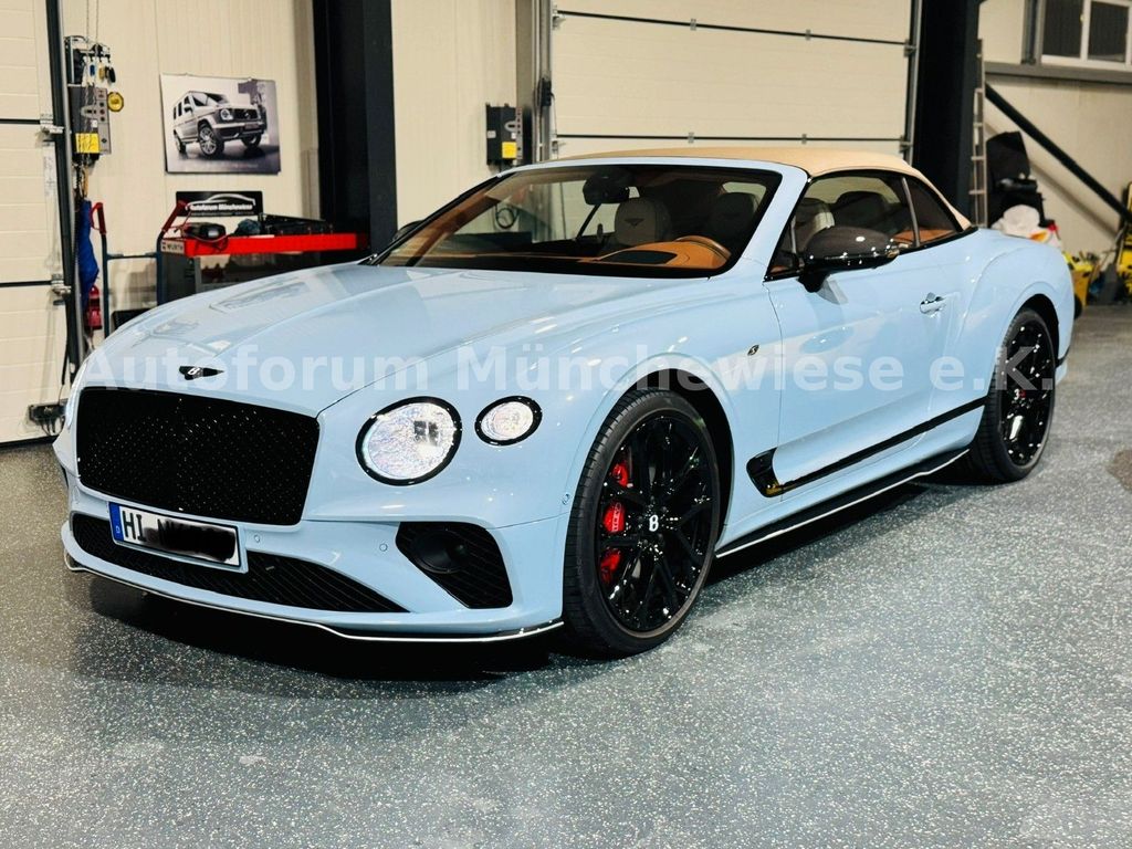 Bentley Continental GTC 2024