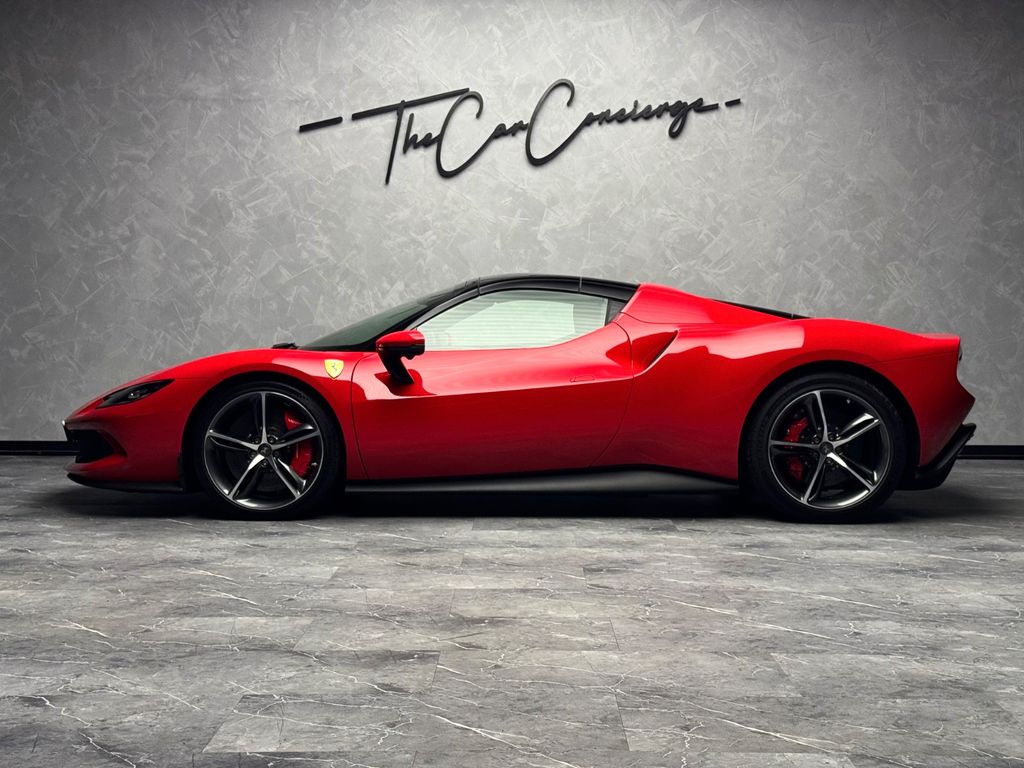 Ferrari 296 GTS 2024