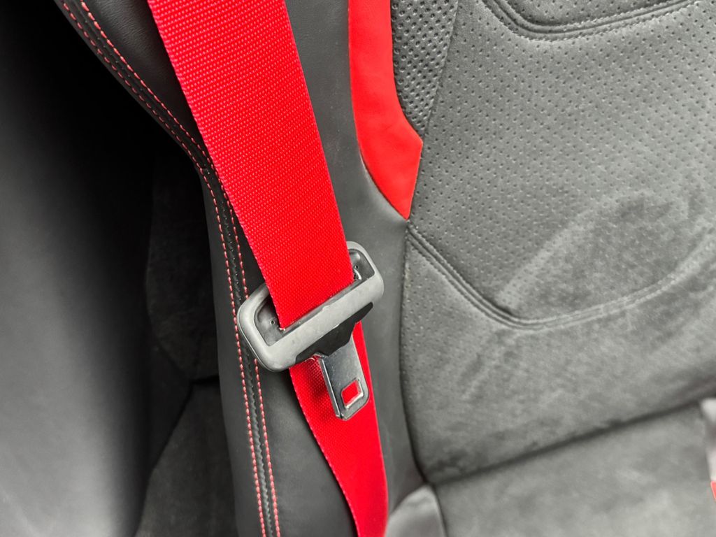 Ferrari 296 GTS 2024