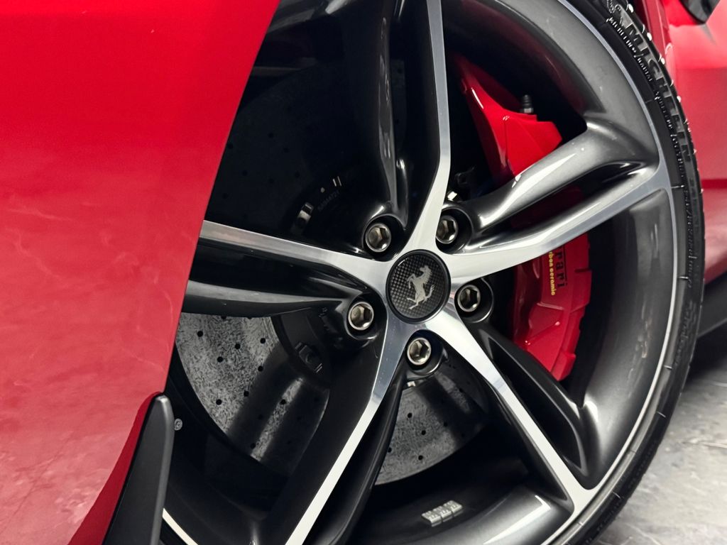 Ferrari 296 GTS 2024