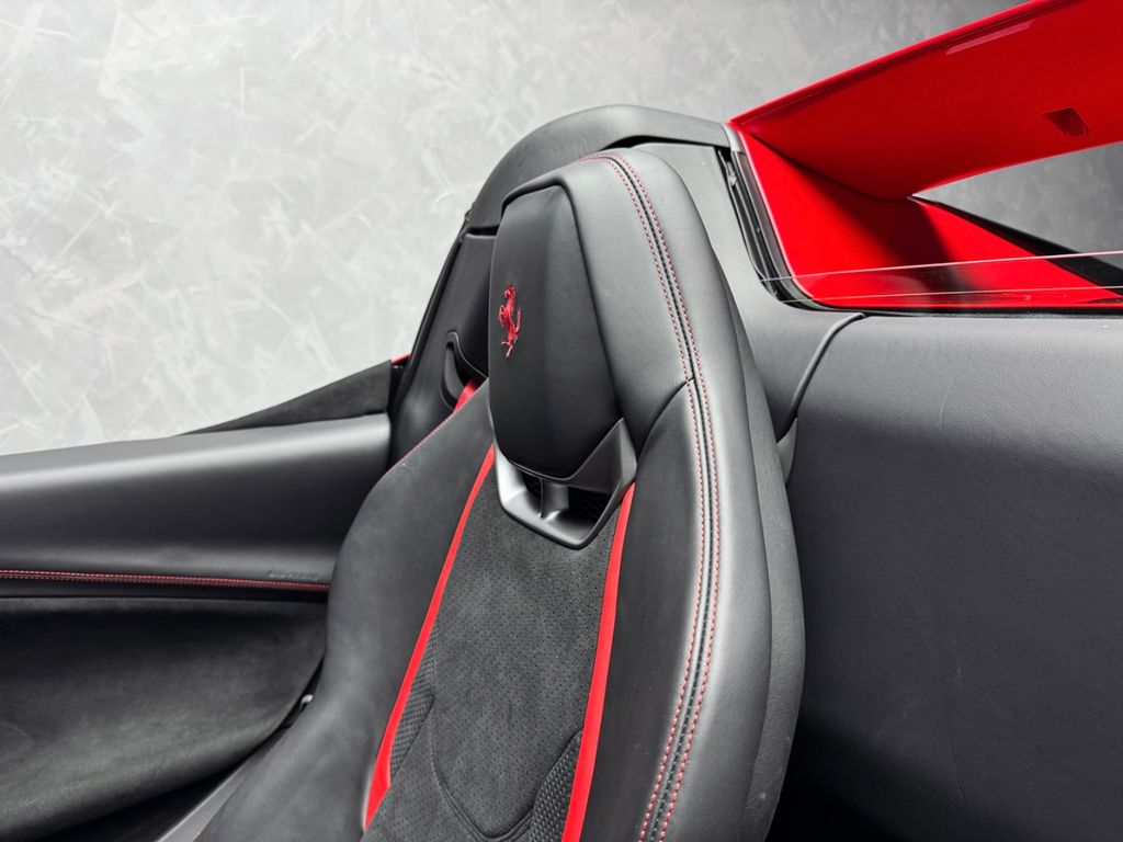 Ferrari 296 GTS 2024