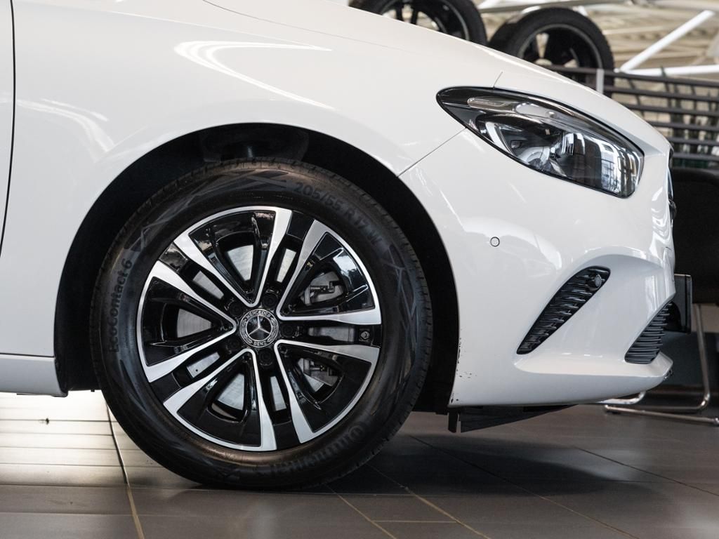 Mercedes-Benz B 250 2025