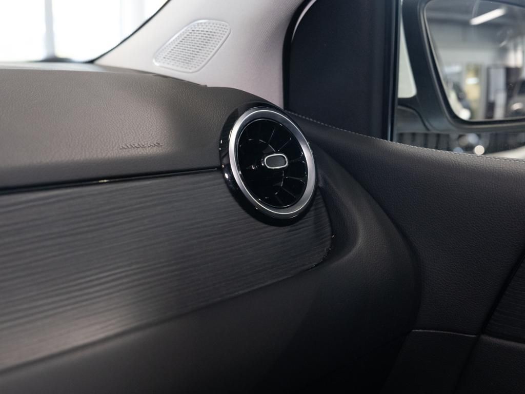 Mercedes-Benz B 250 2025