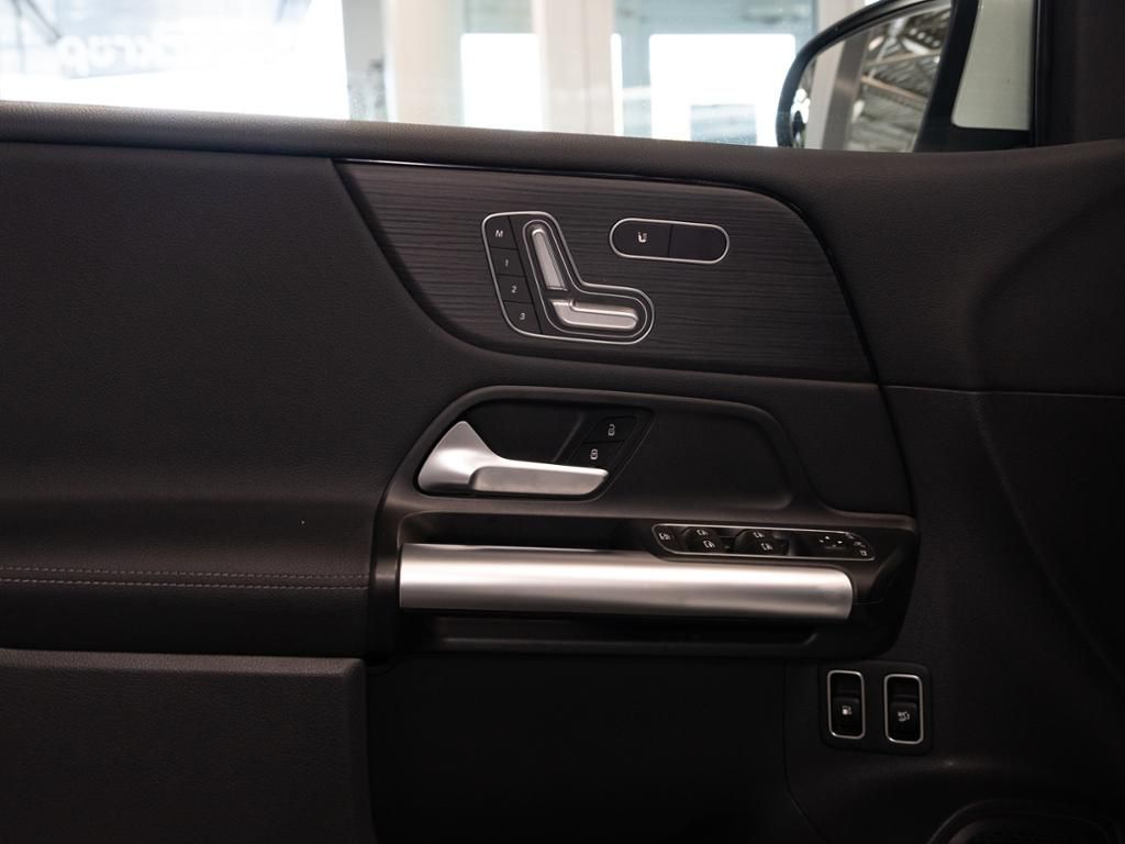 Mercedes-Benz B 250 2025