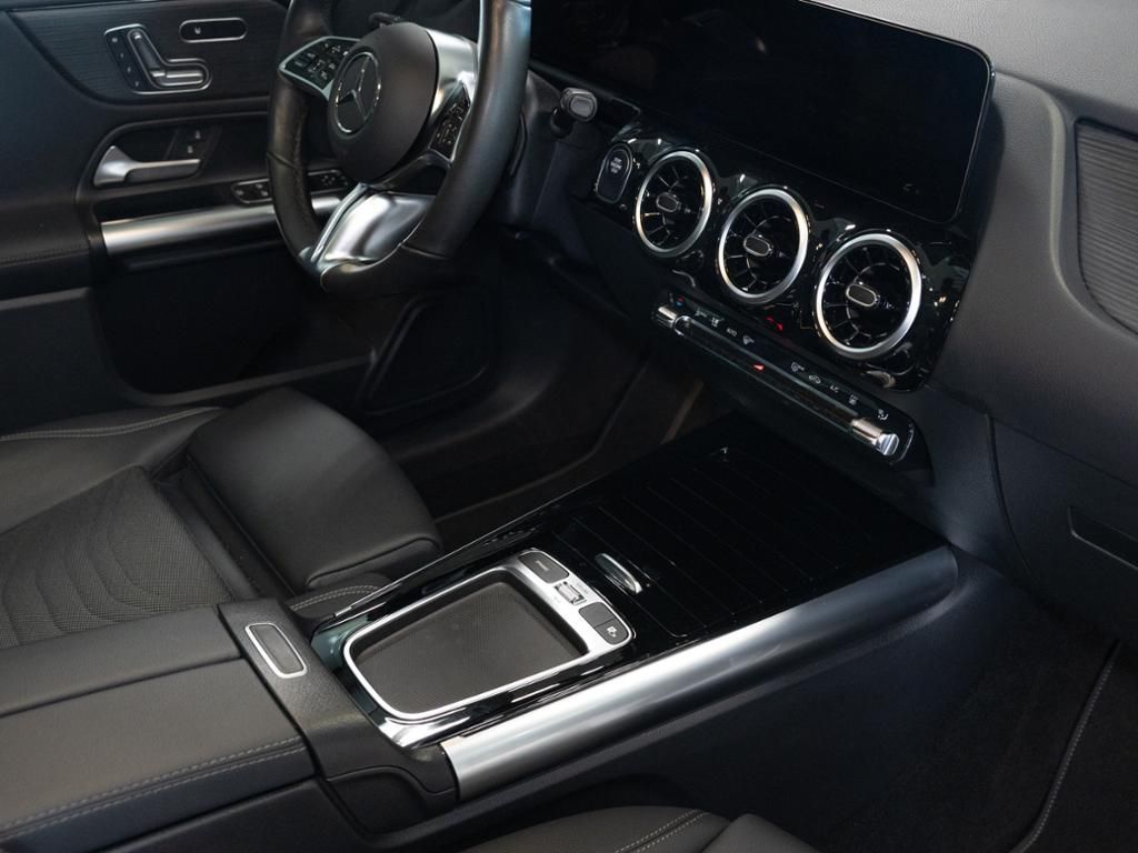 Mercedes-Benz B 250 2025