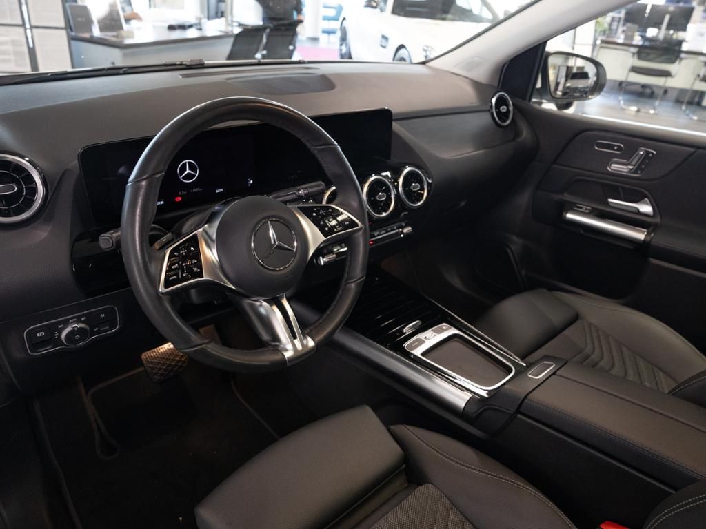 Mercedes-Benz B 250 2025