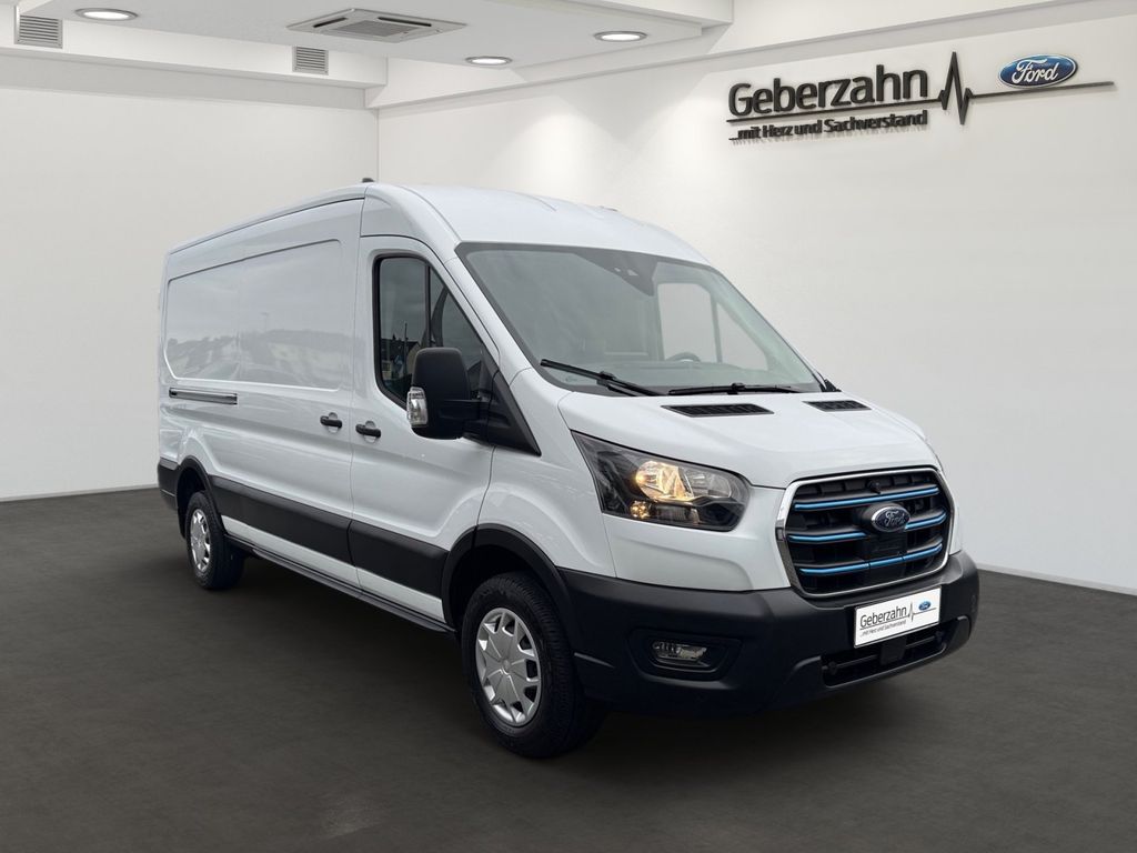 Ford Transit 2022