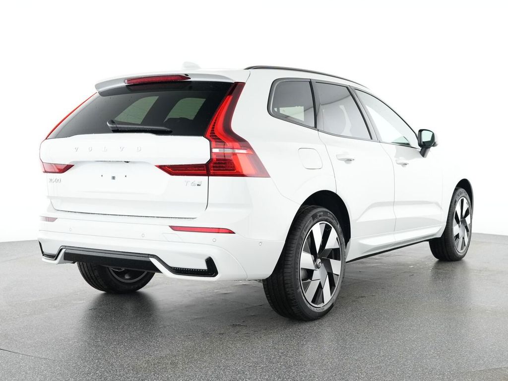 Volvo XC60 2025