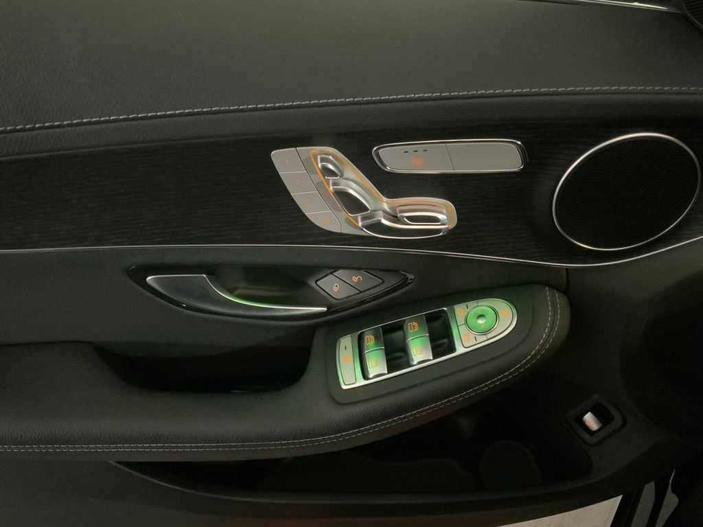 Mercedes-Benz C 300 2020