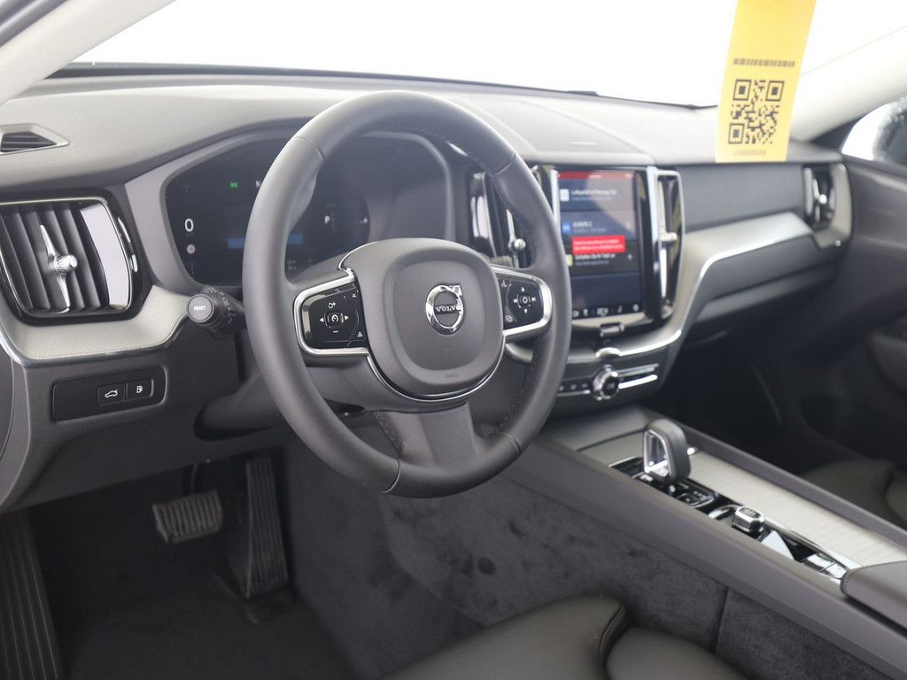 Volvo XC60 2025