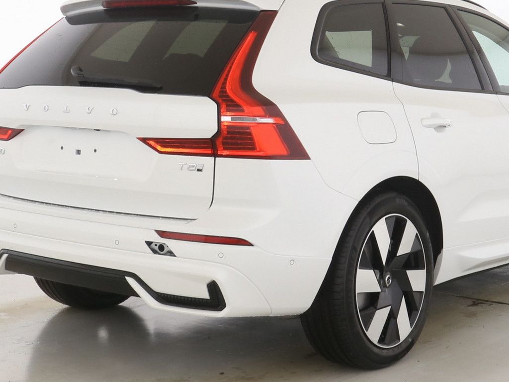 Volvo XC60 2025