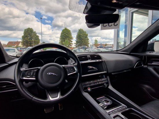 Jaguar F-Pace 2019