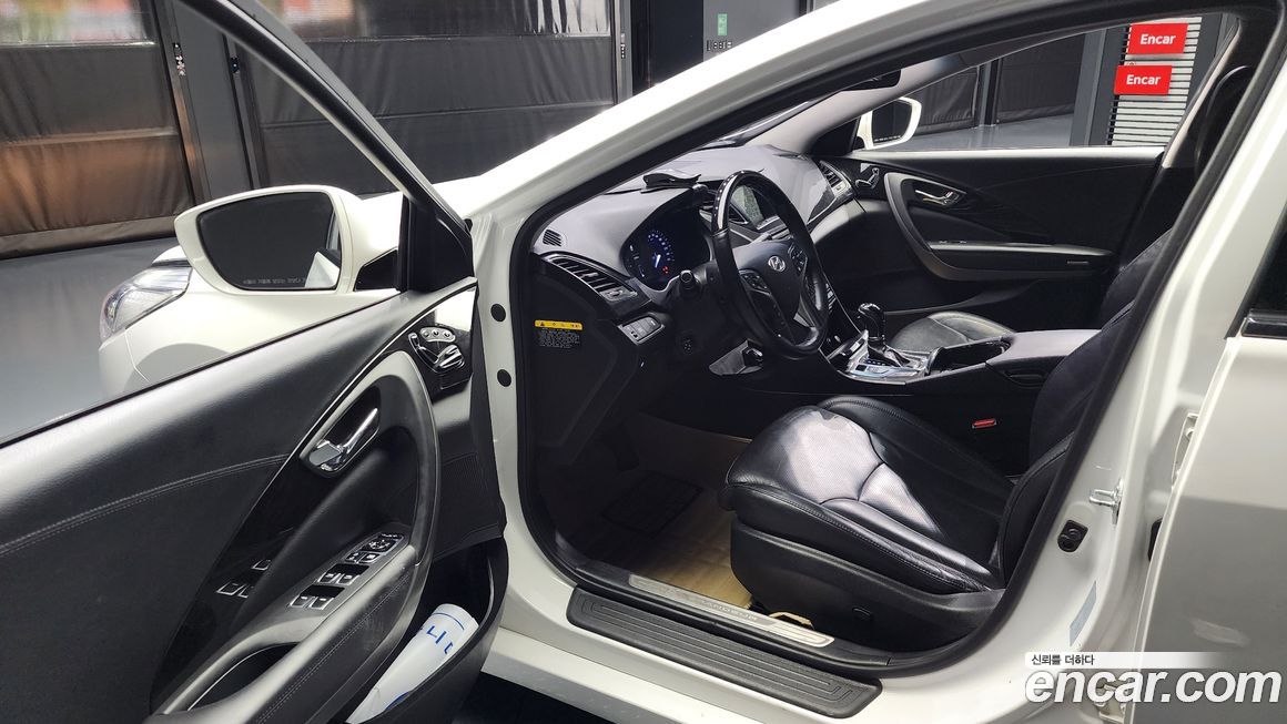 Hyundai Grandeur 2015