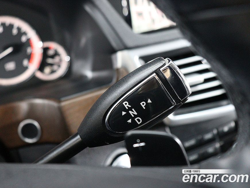 Mercedes-Benz E-Class 2013