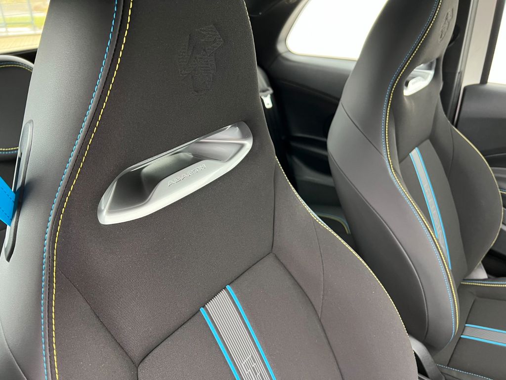 Abarth 500C 2024