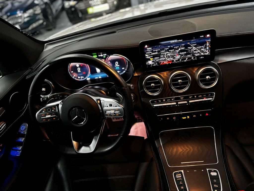 Mercedes-Benz GLC 300 2022