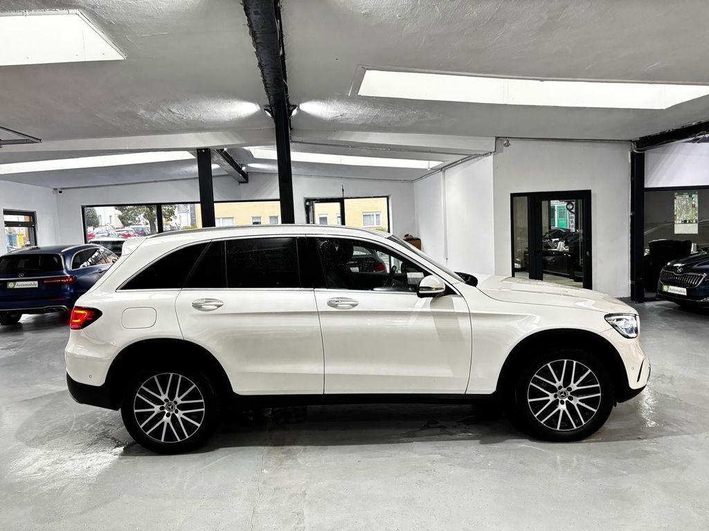 Mercedes-Benz GLC 300 2022