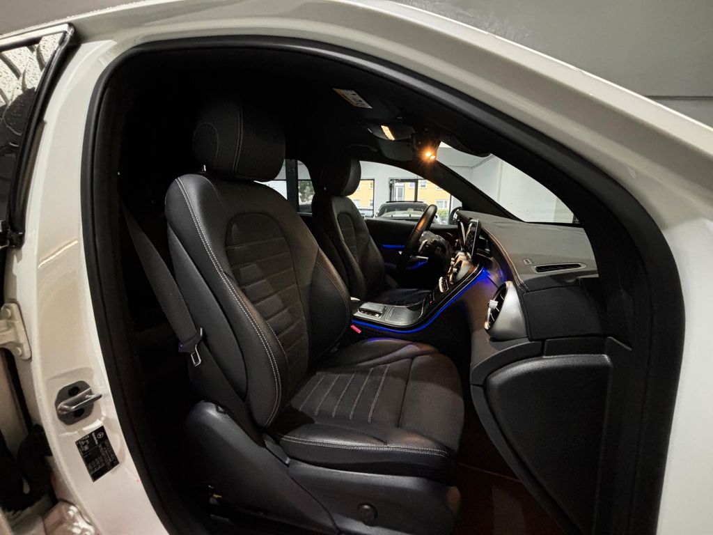 Mercedes-Benz GLC 300 2022