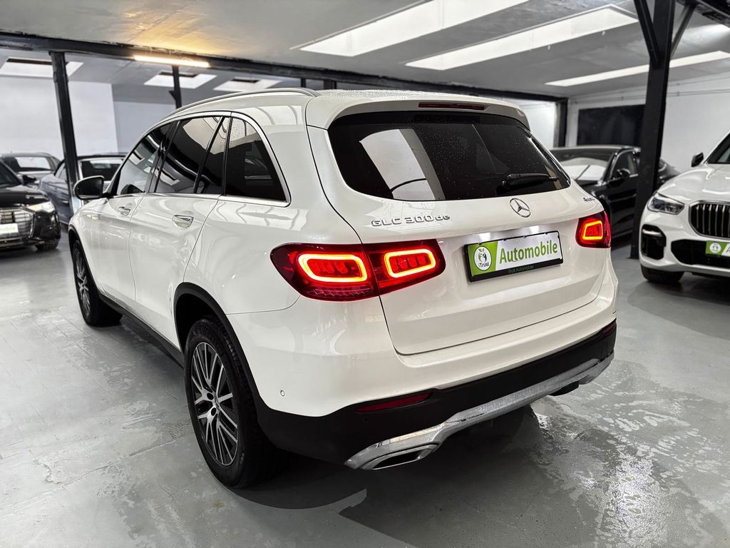 Mercedes-Benz GLC 300 2022