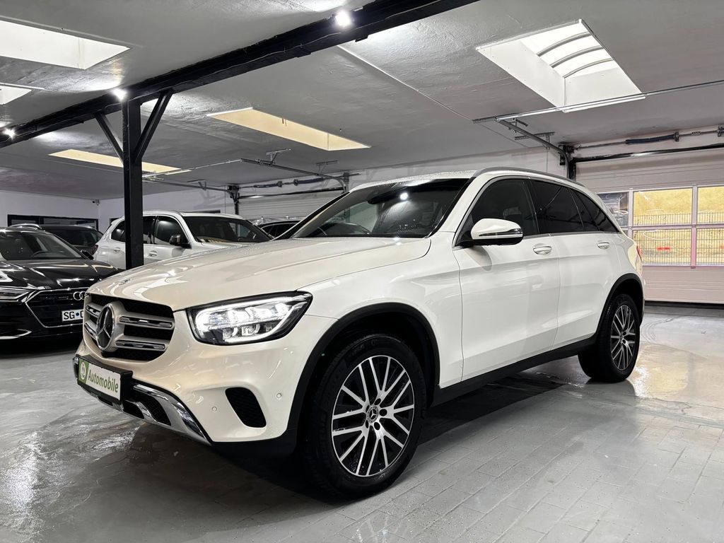 Mercedes-Benz GLC 300 2022