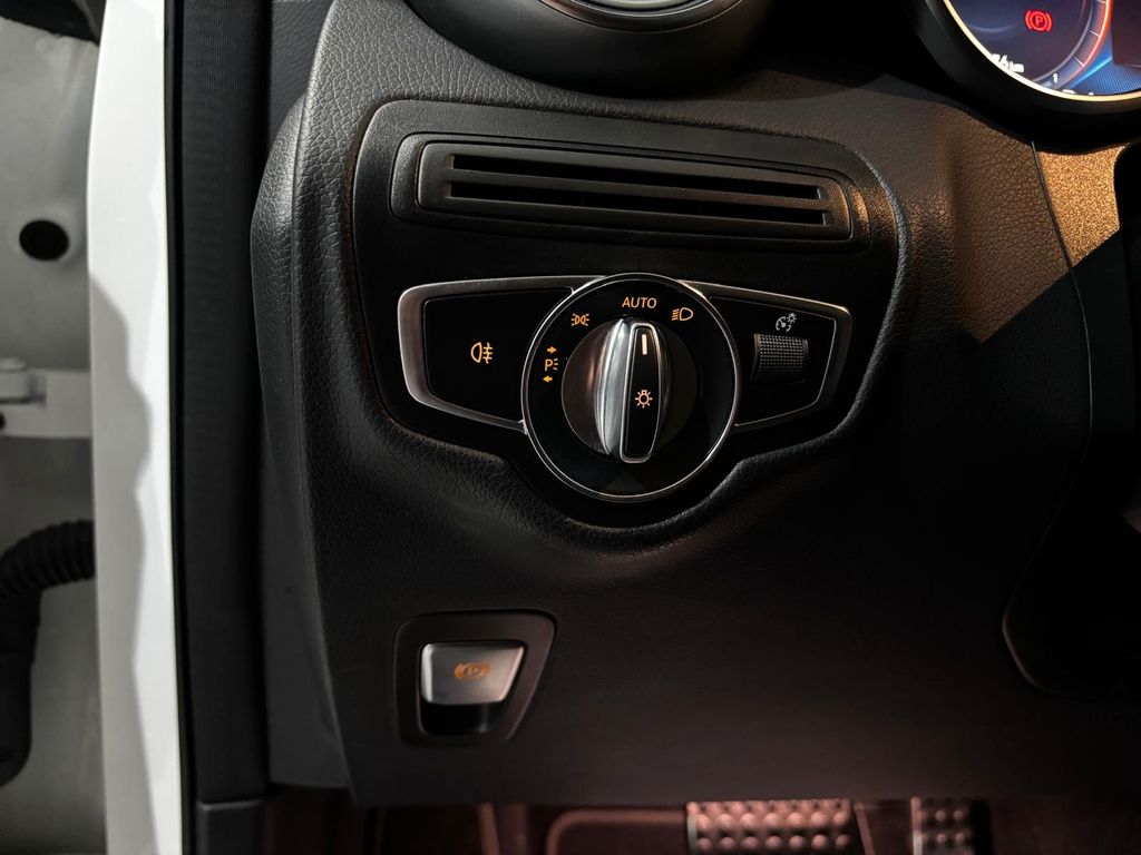 Mercedes-Benz GLC 300 2022