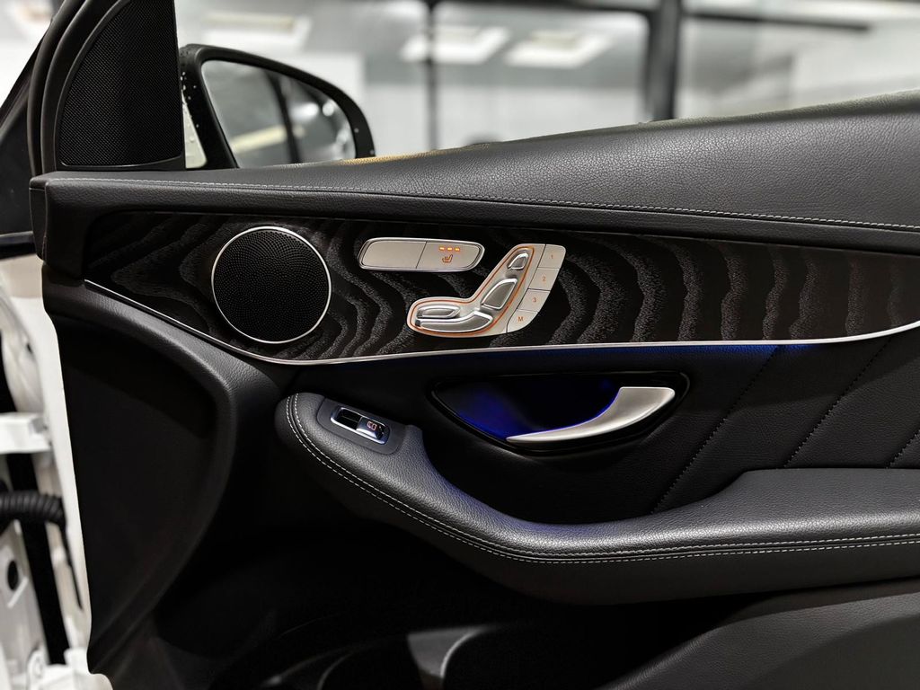 Mercedes-Benz GLC 300 2022