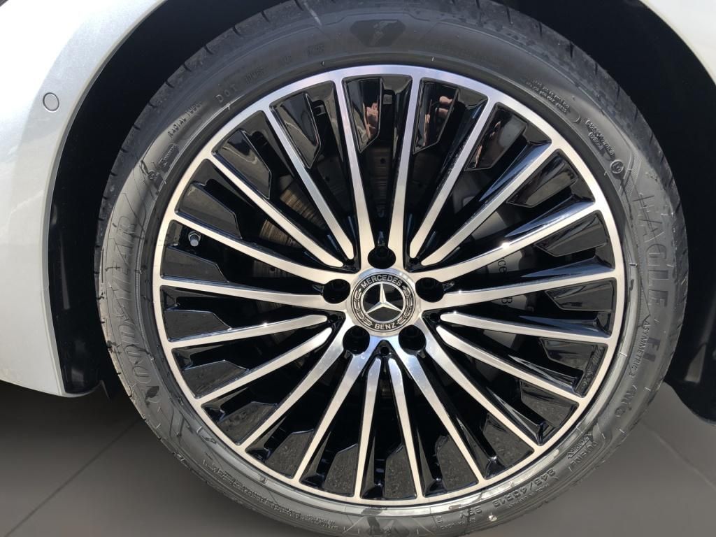 Mercedes-Benz CLE 200 2025