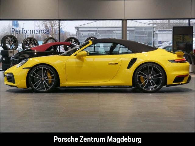 Porsche 992 2023
