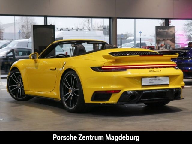 Porsche 992 2023