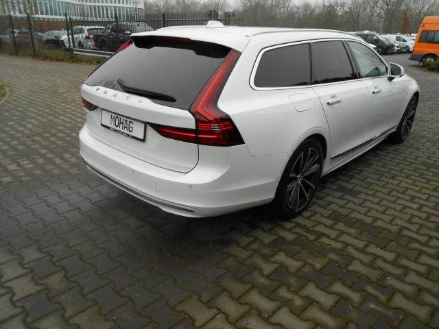 Volvo V90 2021