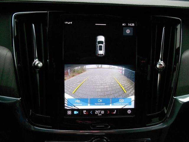 Volvo V90 2021