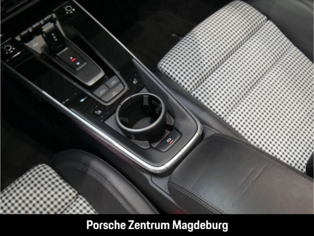 Porsche 992 2023