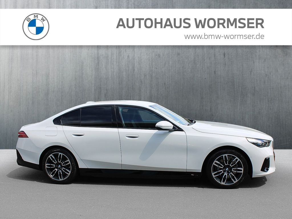 BMW i5