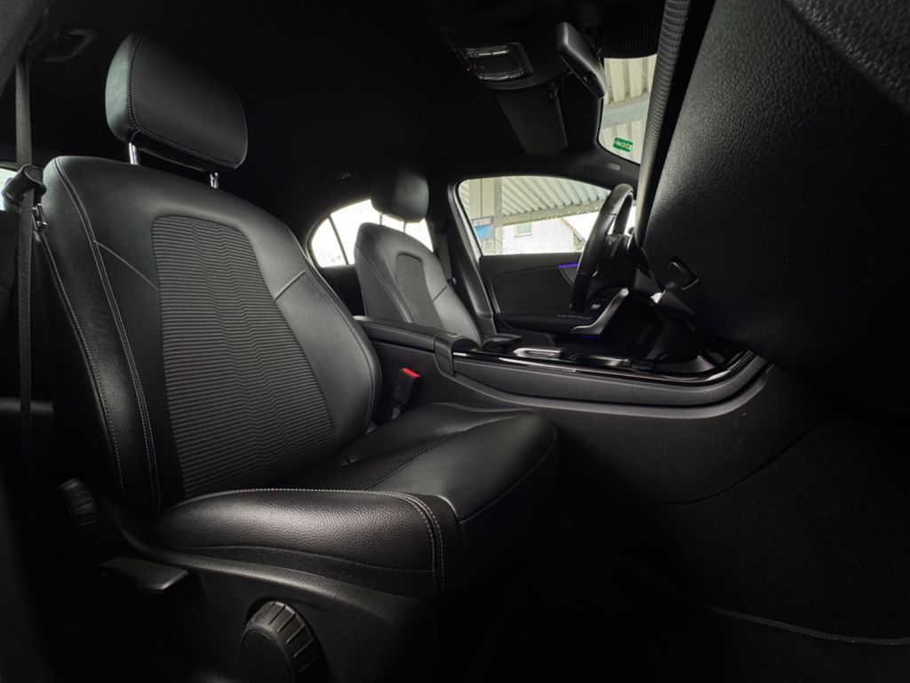 Mercedes-Benz A 180 2021