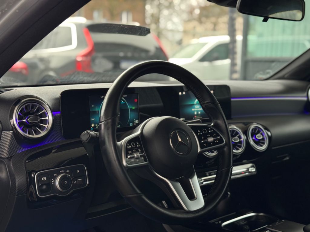 Mercedes-Benz A 180 2021