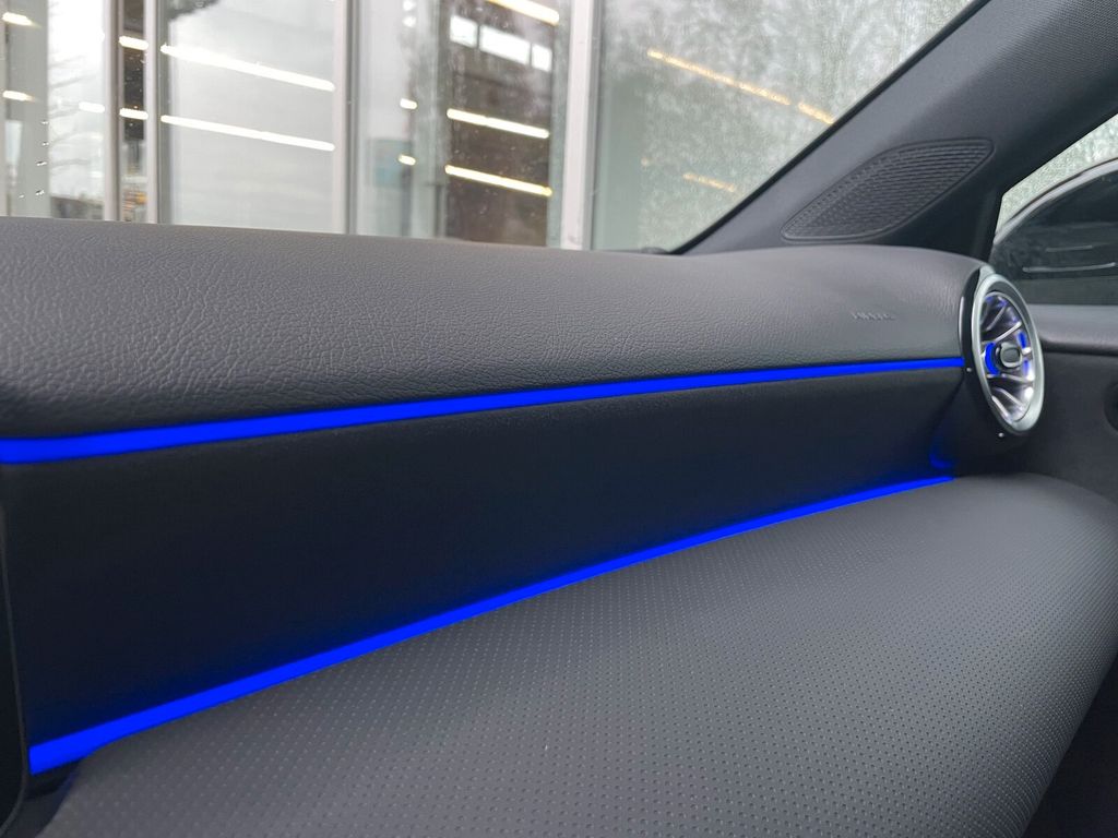 Mercedes-Benz A 200 2025