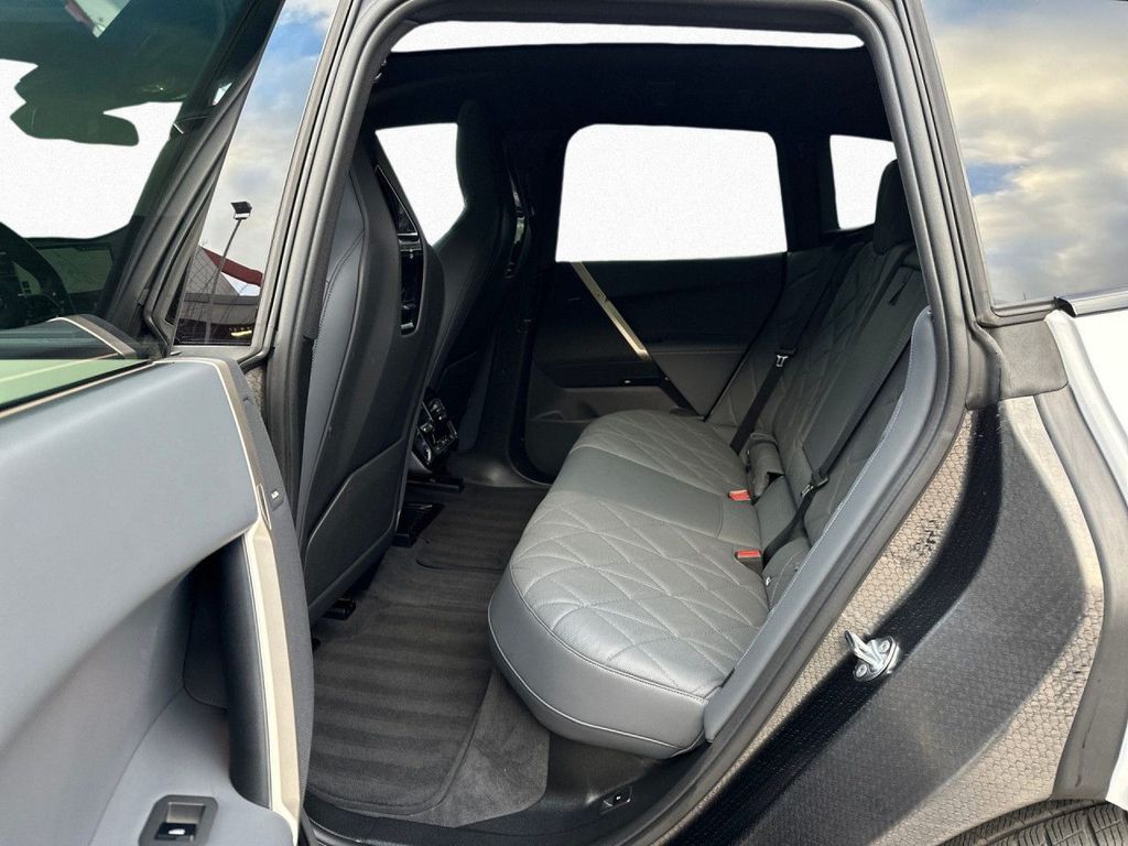 BMW iX 2023