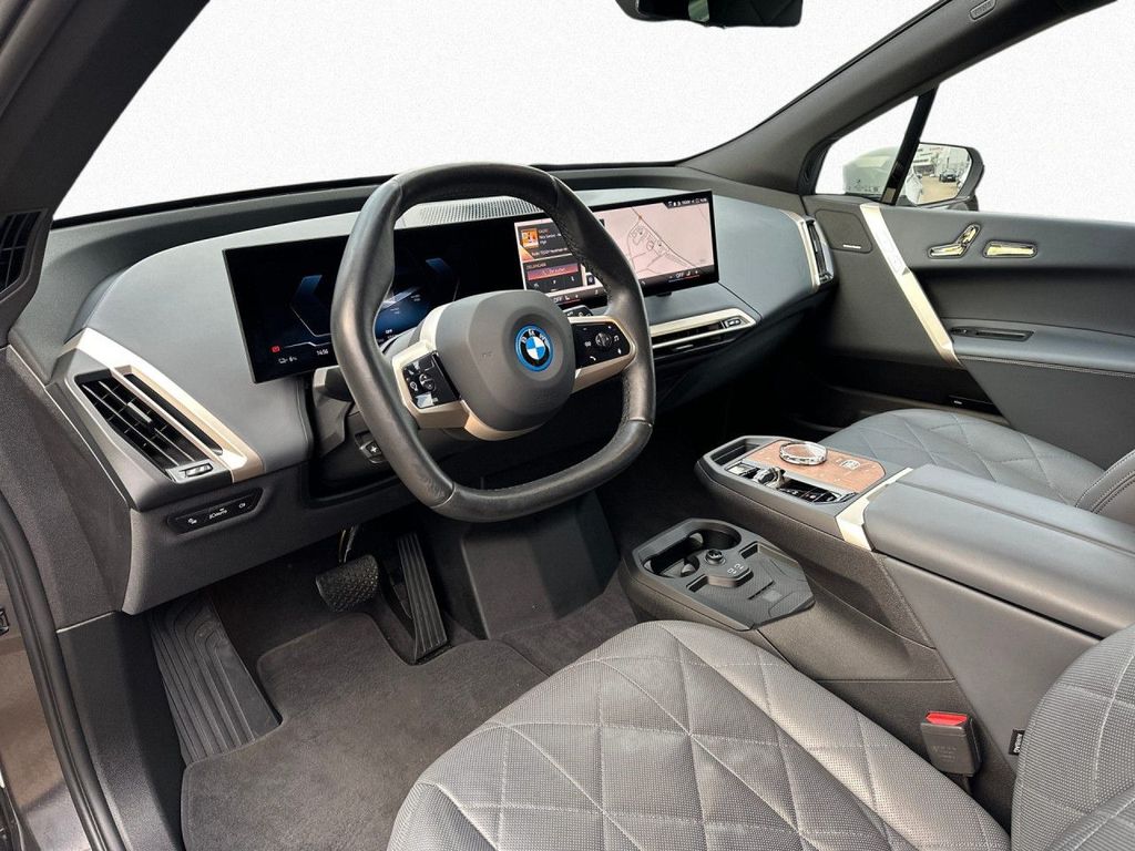 BMW iX 2023