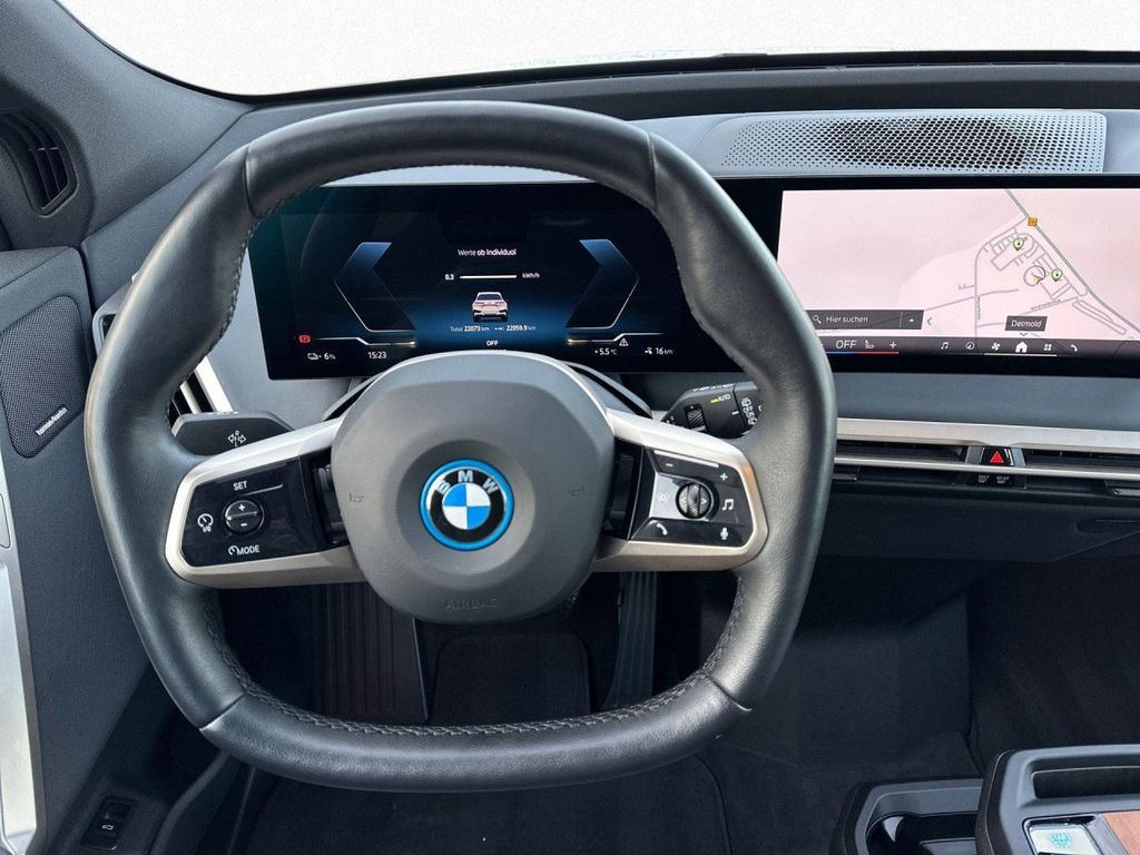 BMW iX 2023