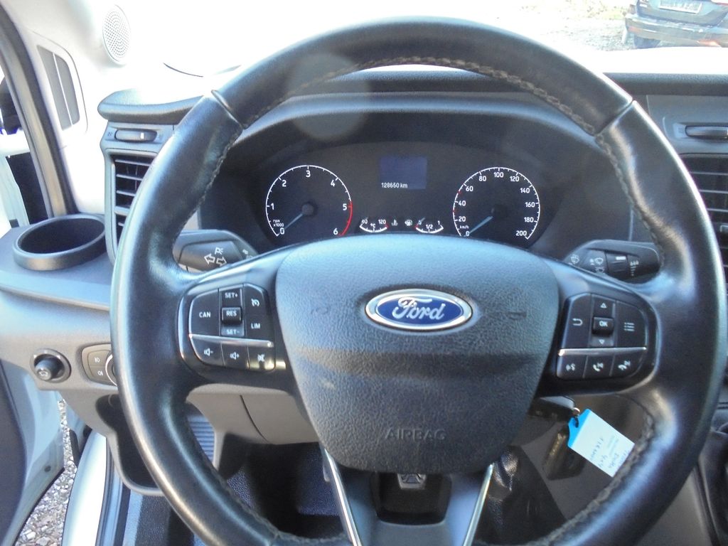 Ford Transit 2021