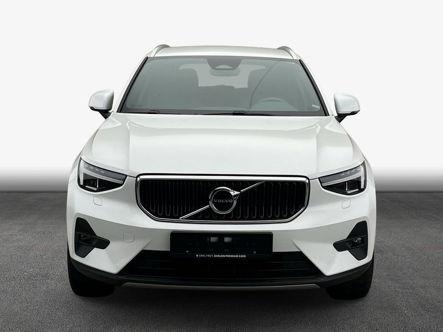 Volvo XC40 2024