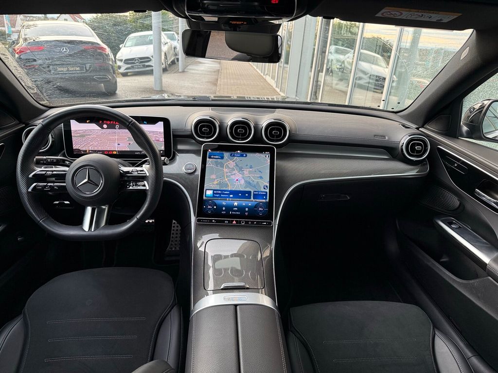 Mercedes-Benz C 300 2025