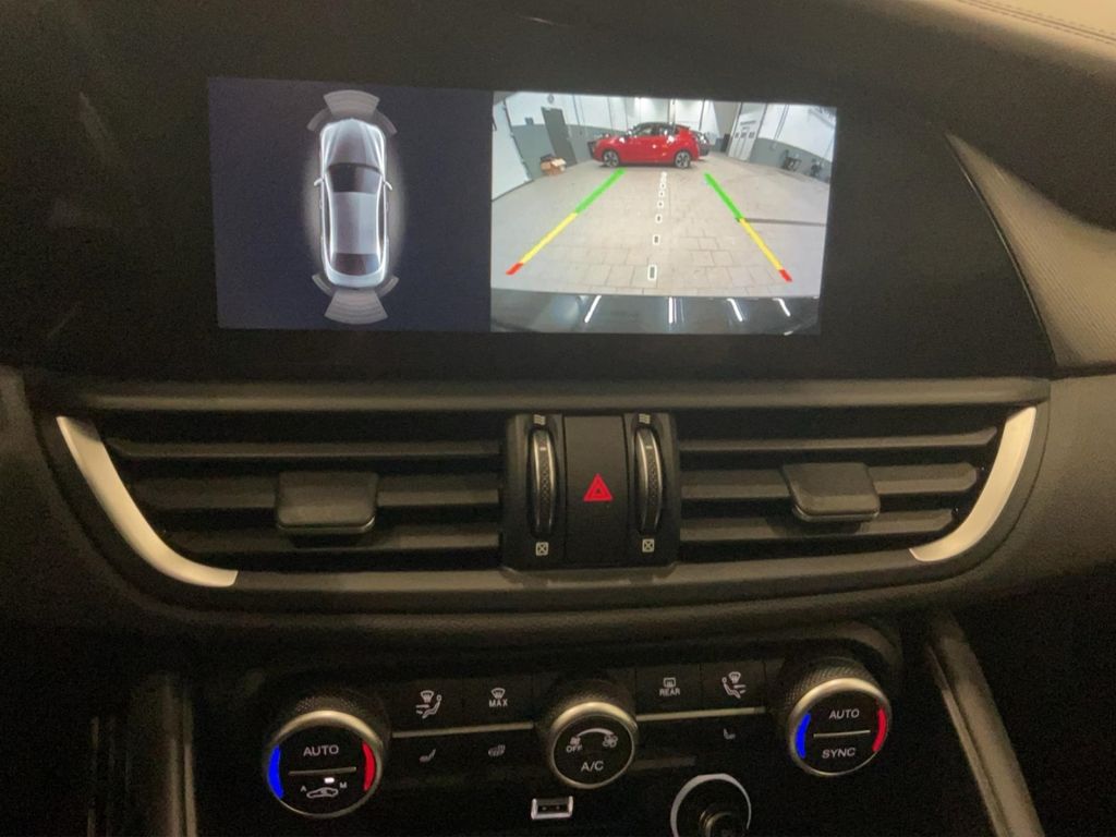 Alfa Romeo Giulia 2021
