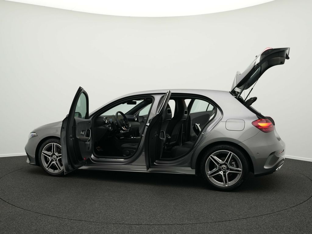 Mercedes-Benz A 200 2025