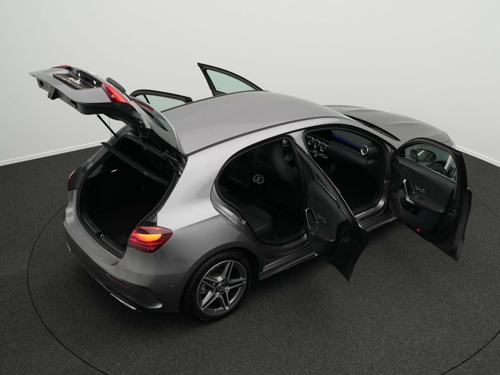 Mercedes-Benz A 200 2025